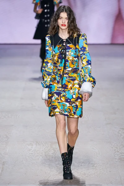 Look 31
